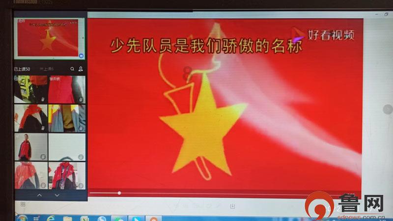 玩具店里的娃娃