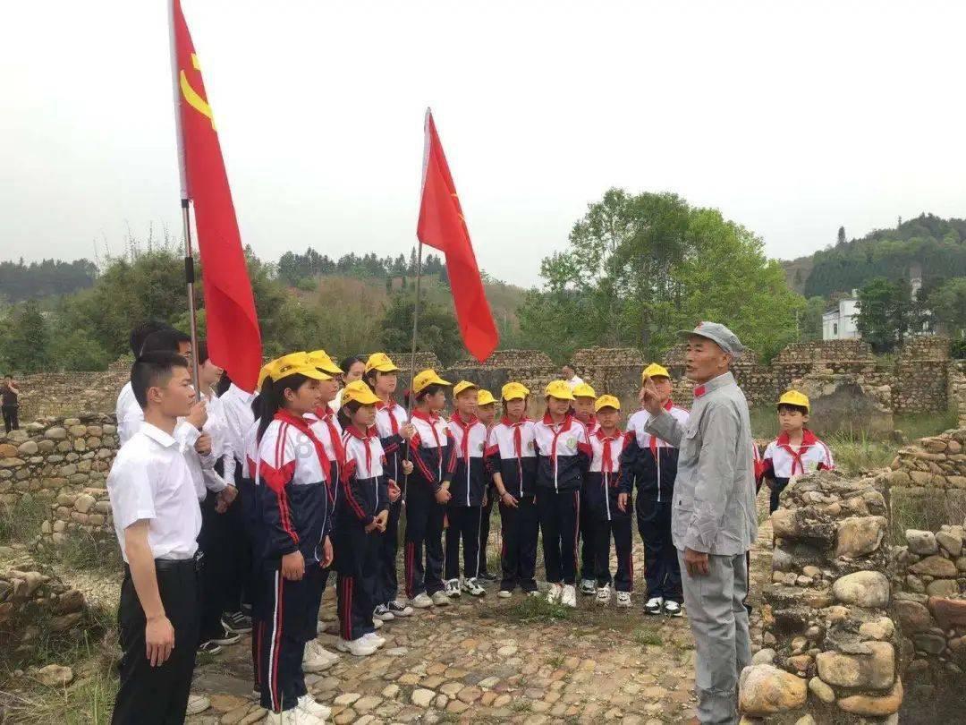《侦察英雄》为何要塑造白昌镐?